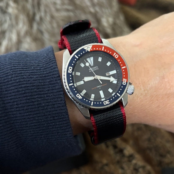 Rare! Seiko Adult/Unisex “Pepsi” Dive Automatic Watch 38mm - Picture 3 of 13